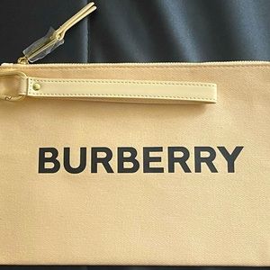 BURBERRY Pouch